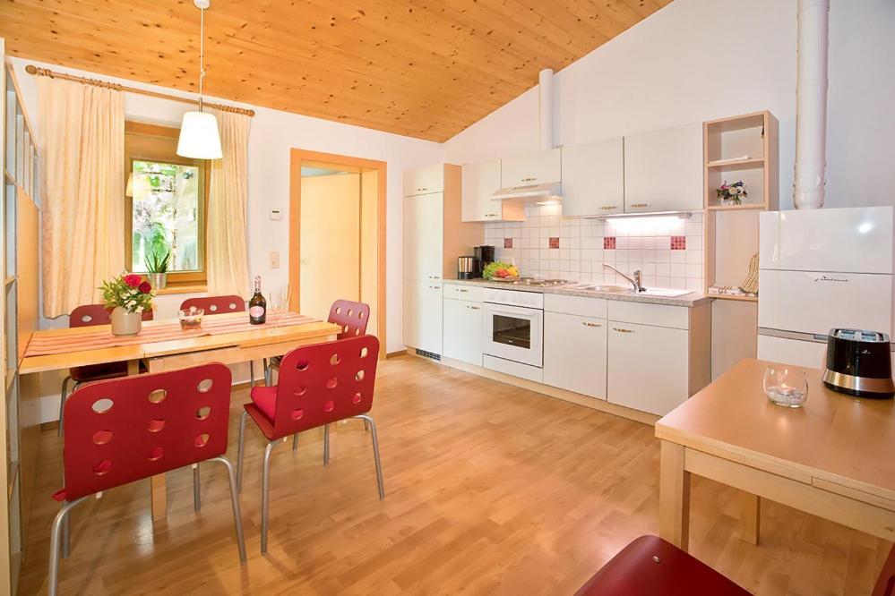 Apparthaus & Chalets Hofer 젤암질러 외부 사진