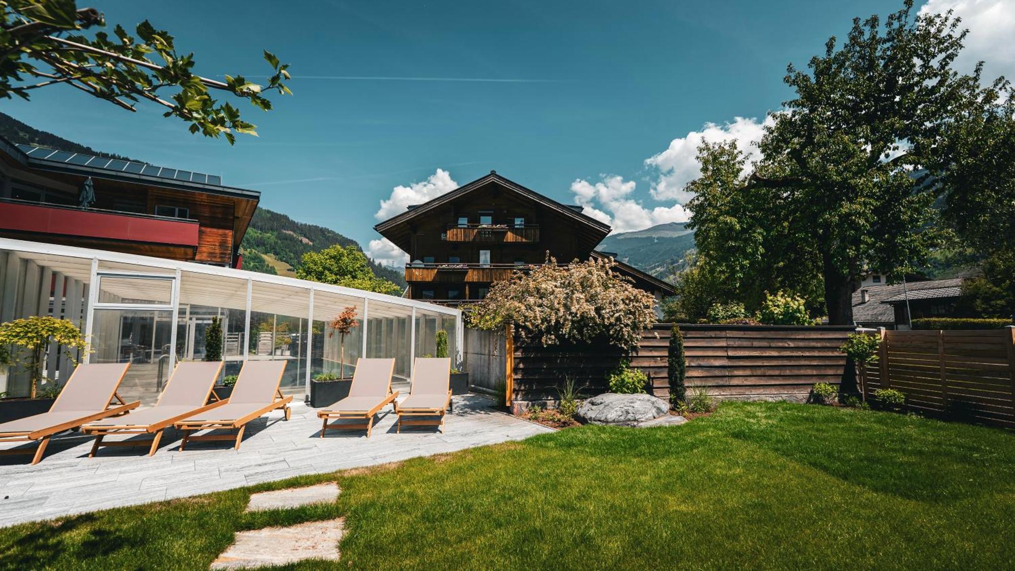 Apparthaus & Chalets Hofer 젤암질러 외부 사진