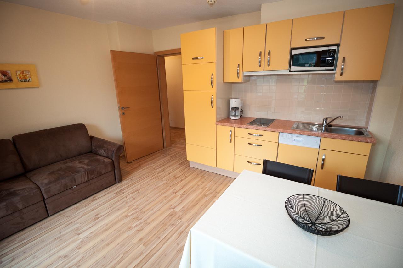 Apparthaus & Chalets Hofer 젤암질러 외부 사진